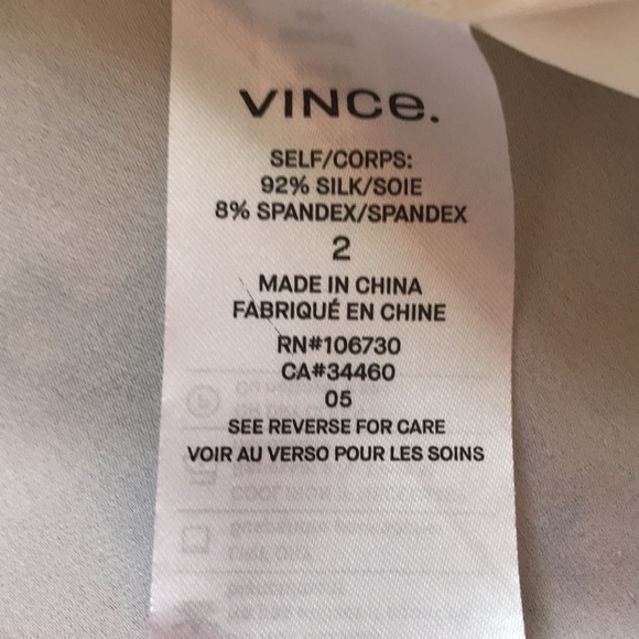 Vince Slim Fit Popover Cream Silk Blouse Size 2 - Picture 6 of 13